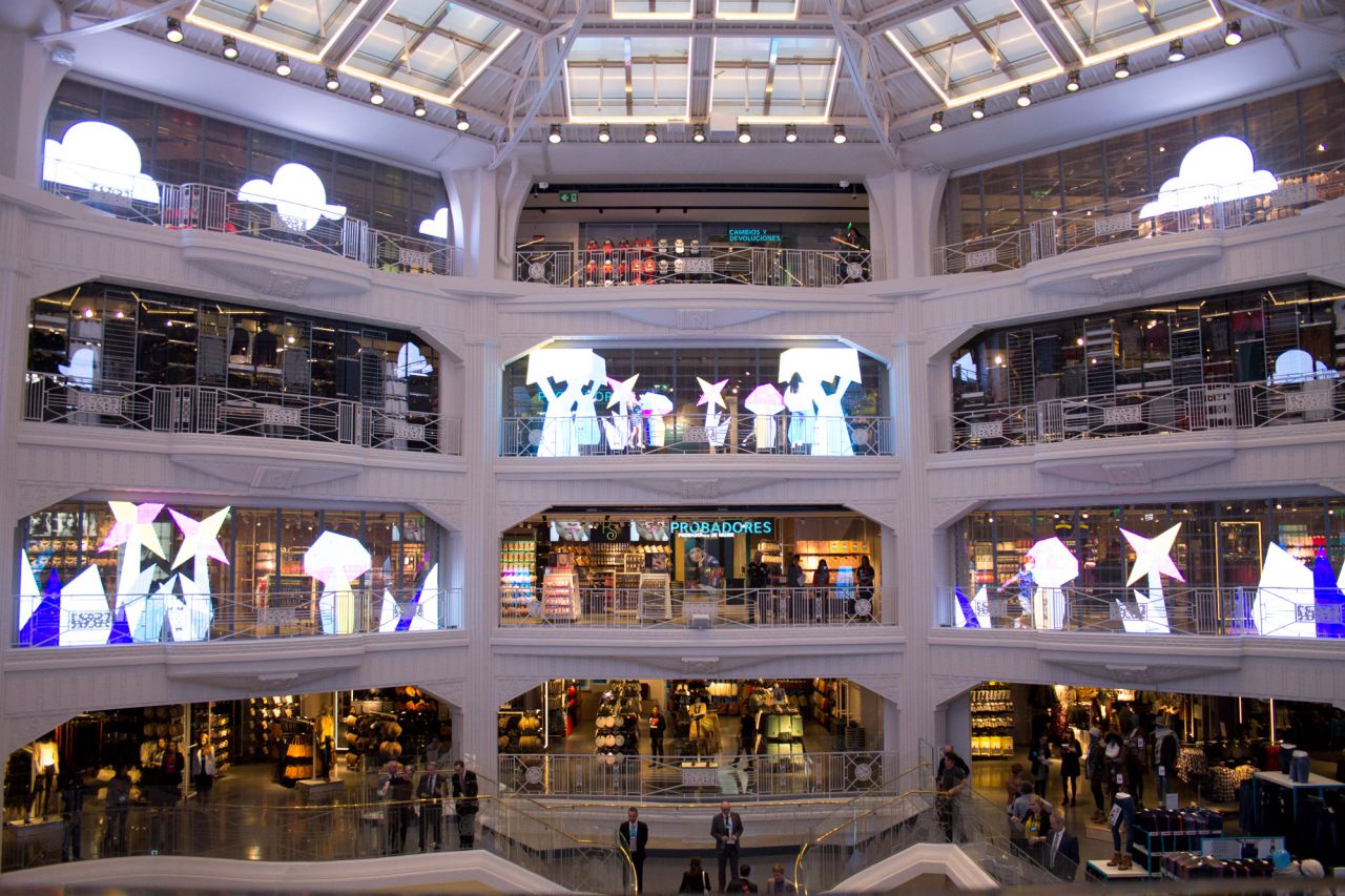 Vista de las cinco plantas de Primark