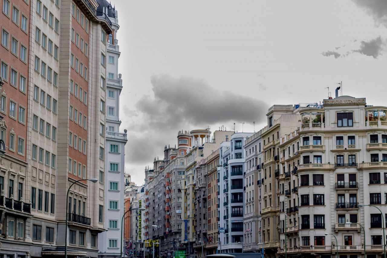 Nubes en un día de lluvia en Madrid