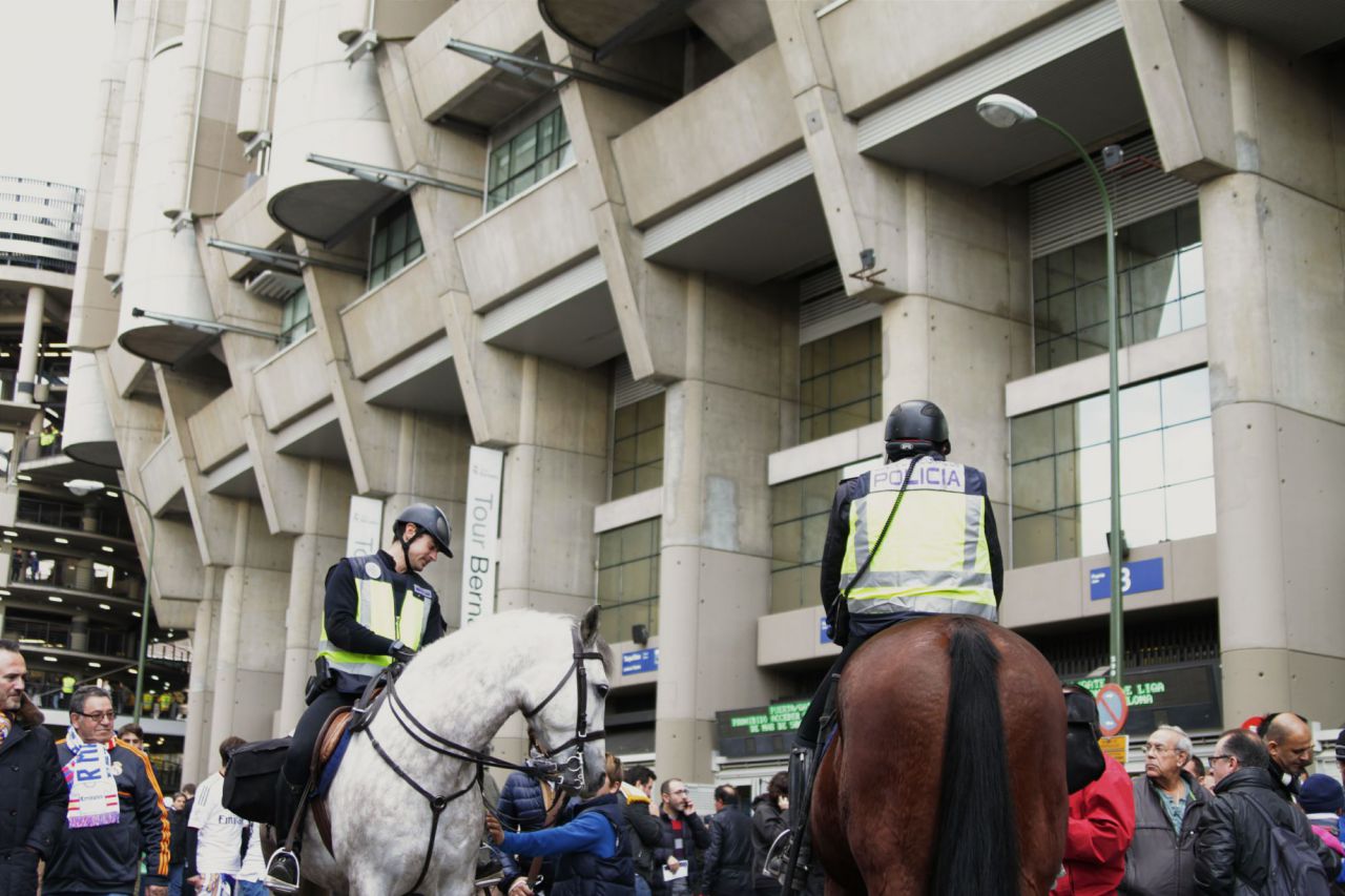 Dispositivo de seguridad en el Bernabéu para el clásico