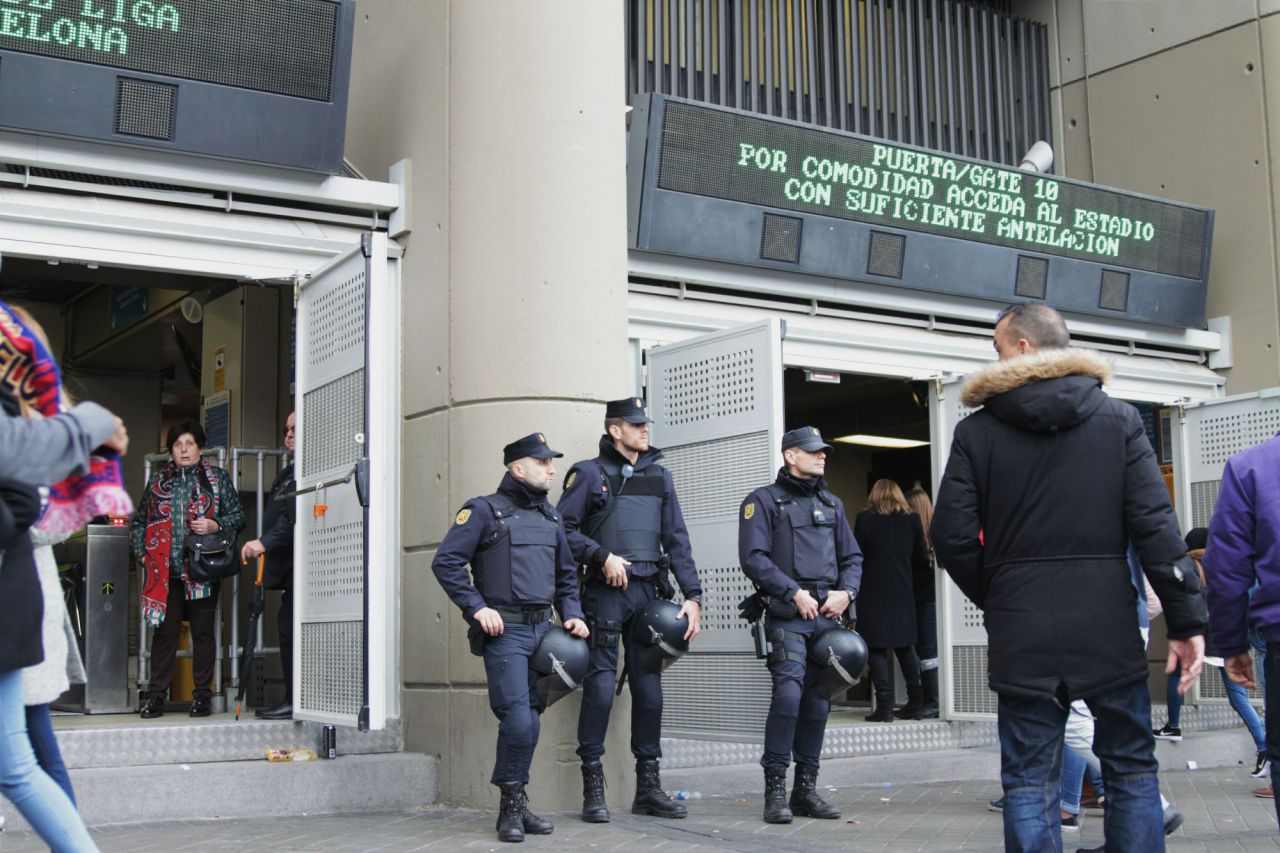 Dispositivo de seguridad en el Bernabéu para el clásico