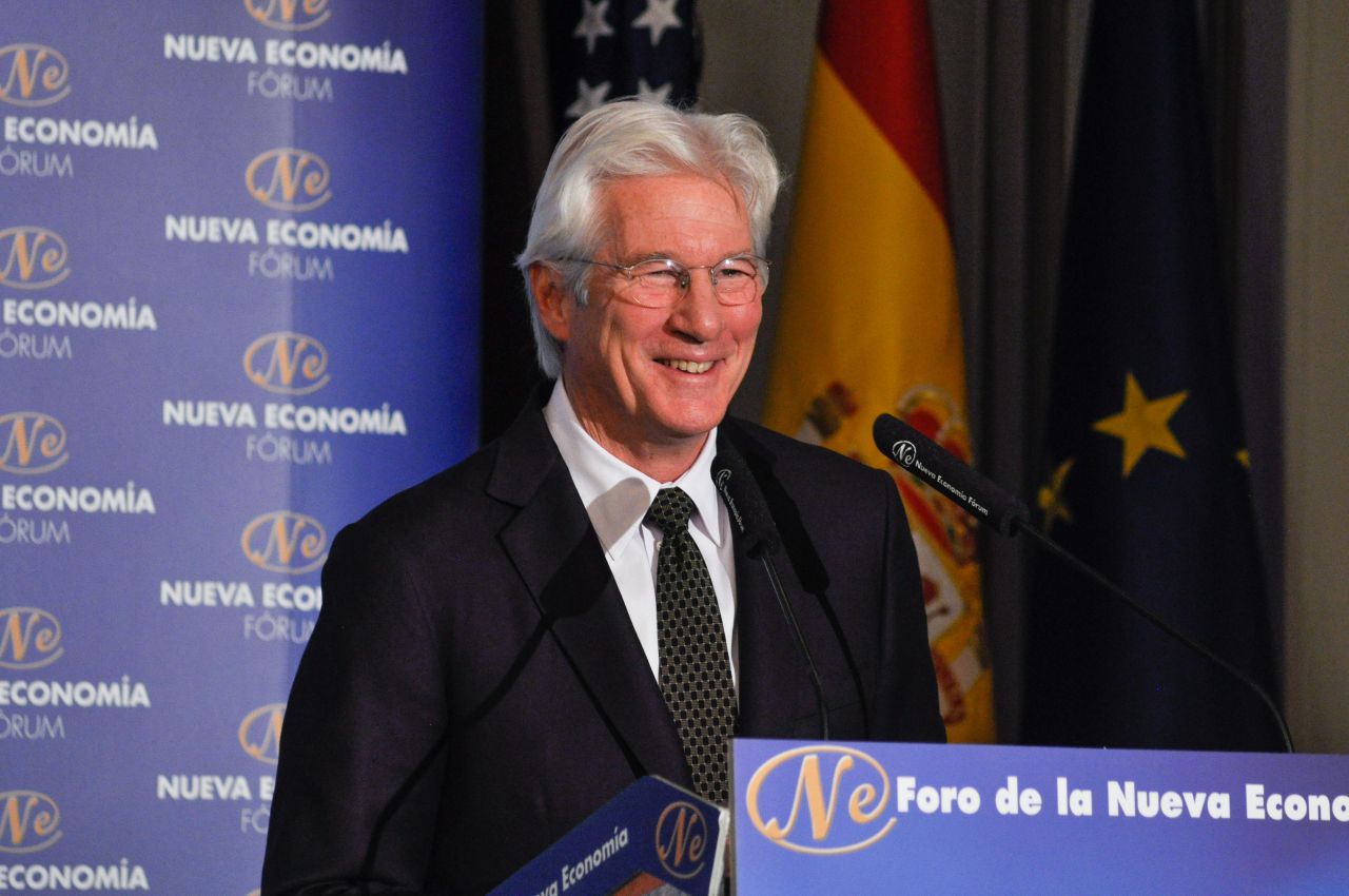 Desayuno informativo con Richard Gere. 
