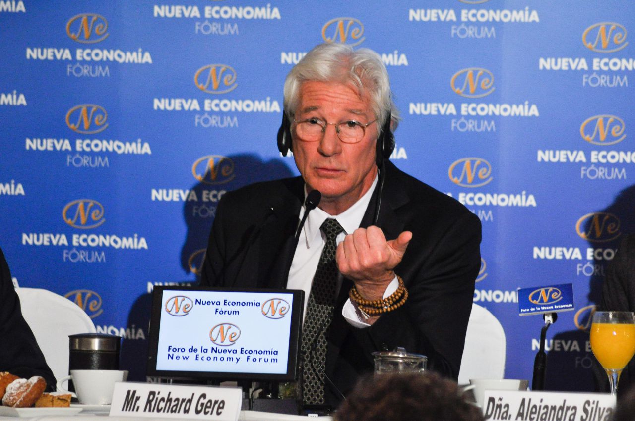 Desayuno informativo con Richard Gere. 