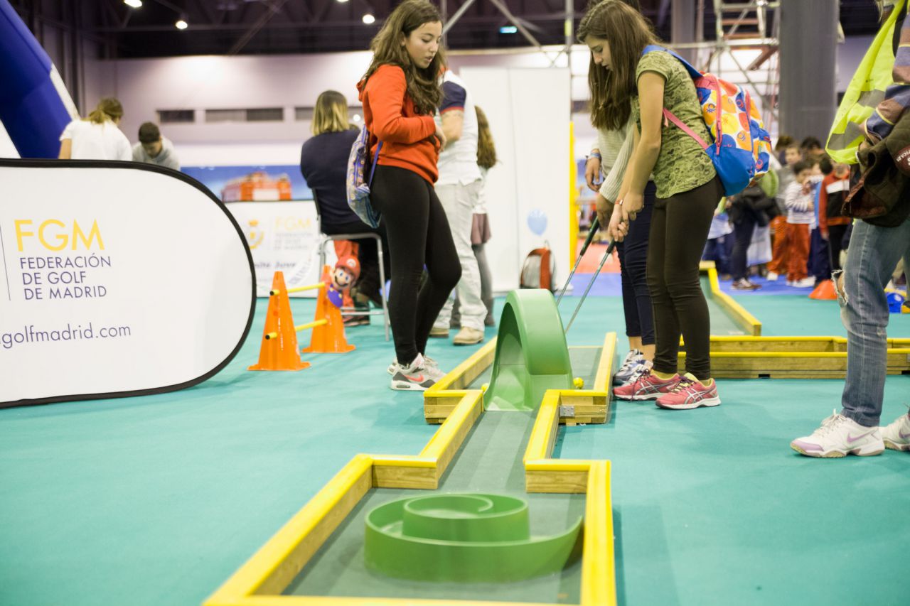 Pequeño campo de minigolf.