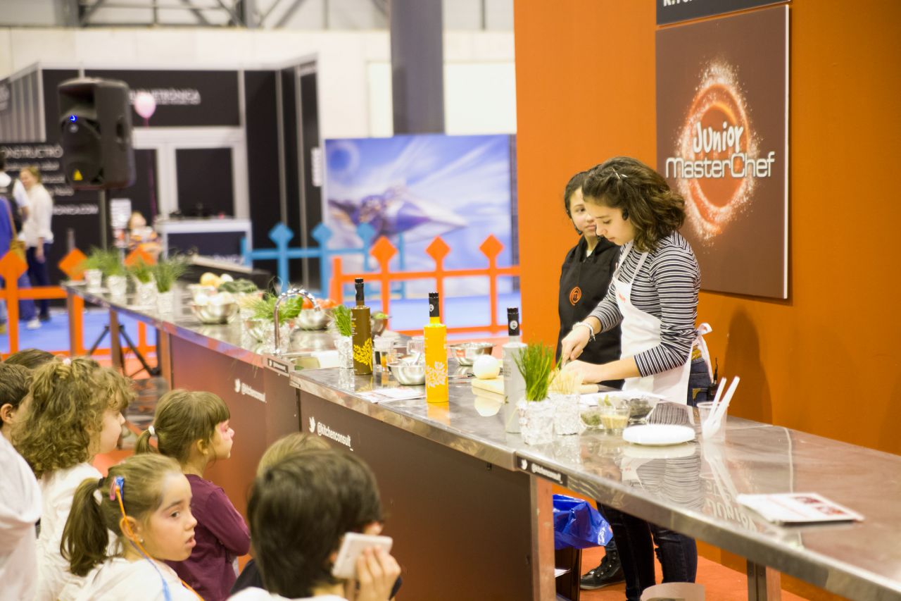 Taller de cocina de MasterChef Junior.