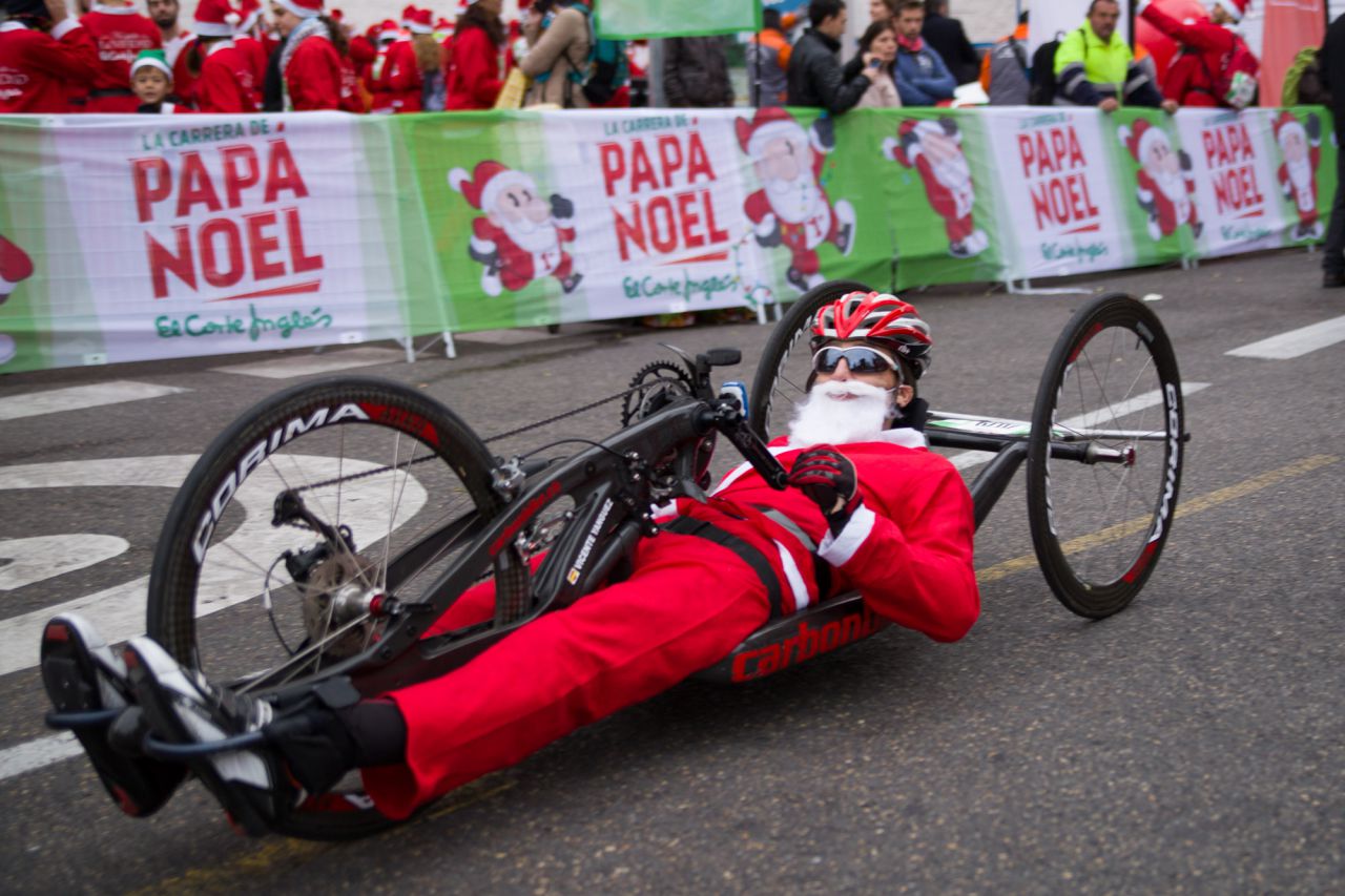 4ª edición de la carrera solidaria de Papá Noel.