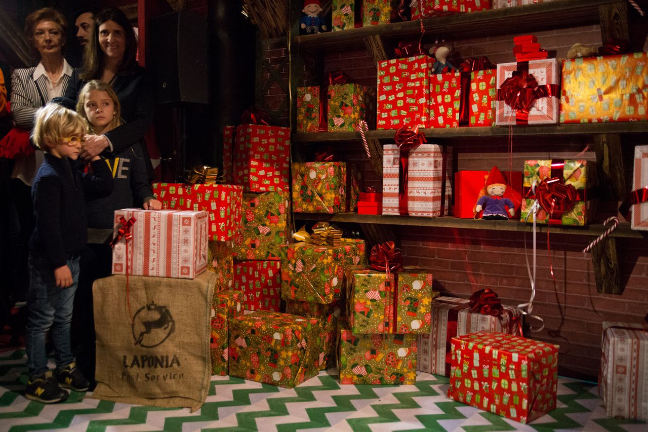 Visita a la Casa de Coca-Cola de Papá Noel.