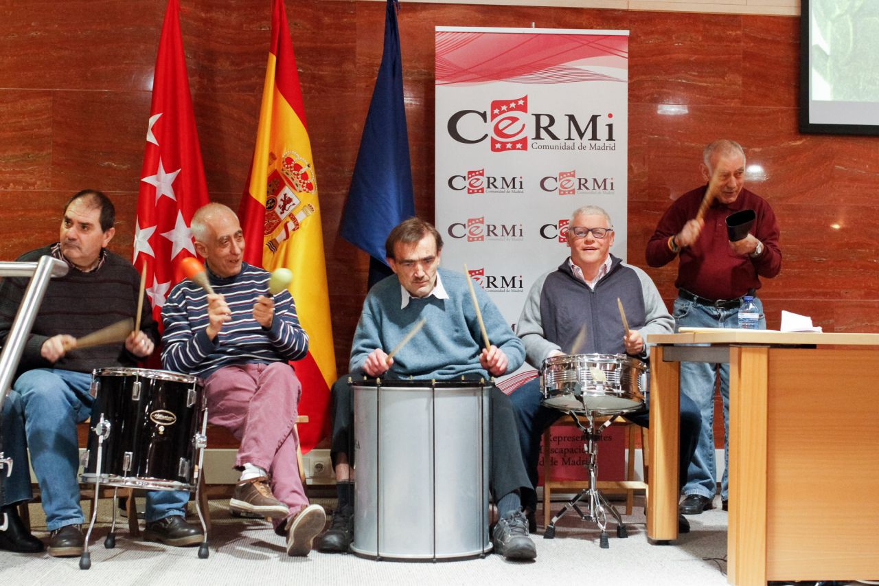 La actuación del Grupo de Percusión de AFANIAS, compuesto por personas con discapacidad intelectual, puso el broche de oro a la ceremonia.