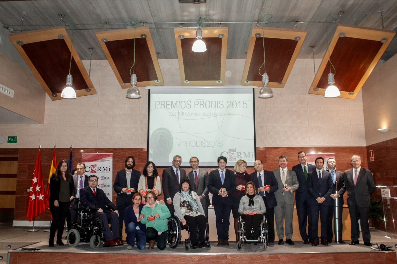 Foto de familia de todos los premiados