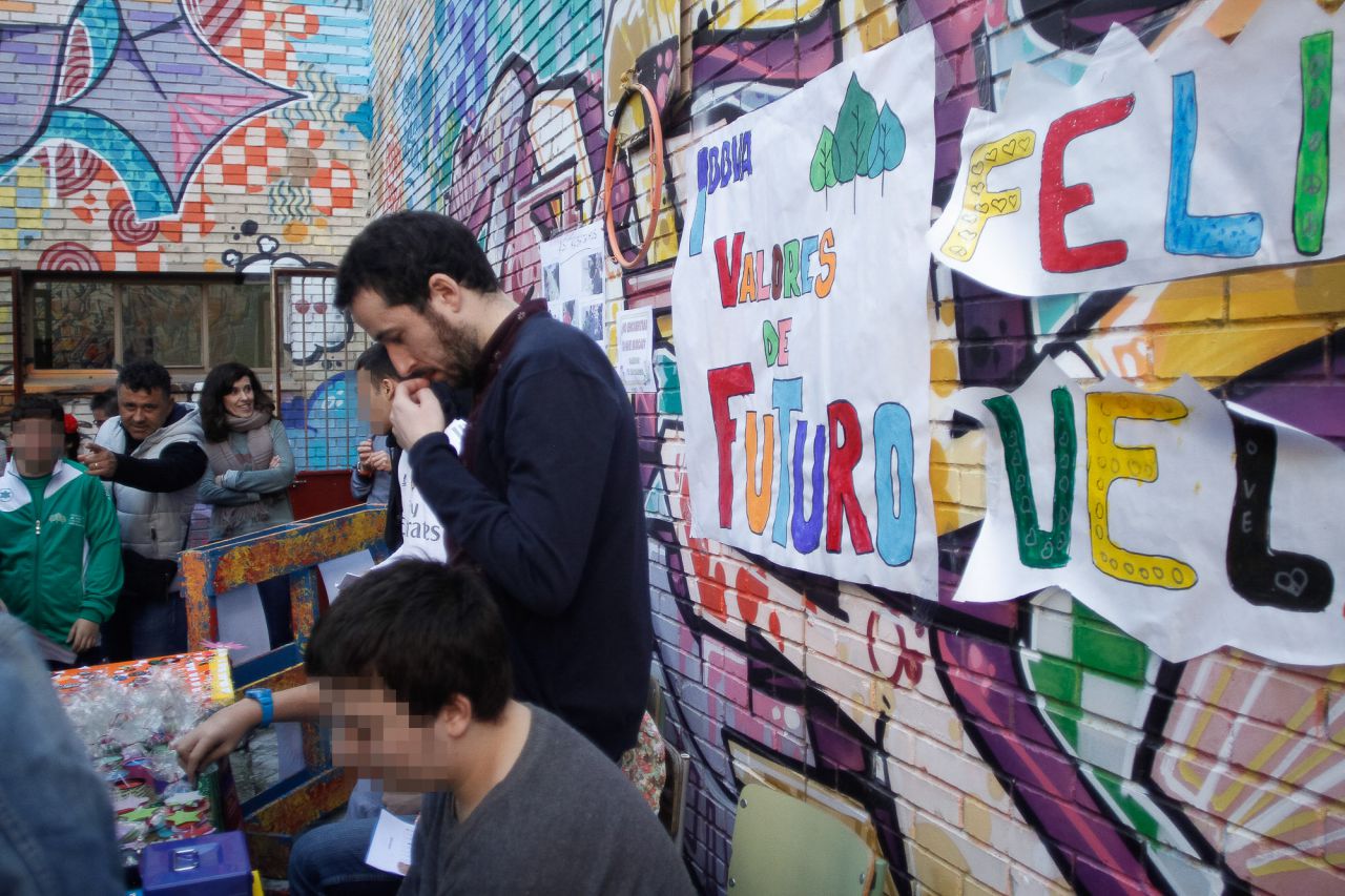 Tanto de la realización y de la venta se han encargado los alumnos.