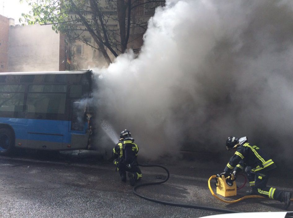 Incendio de un autobús de la EMT