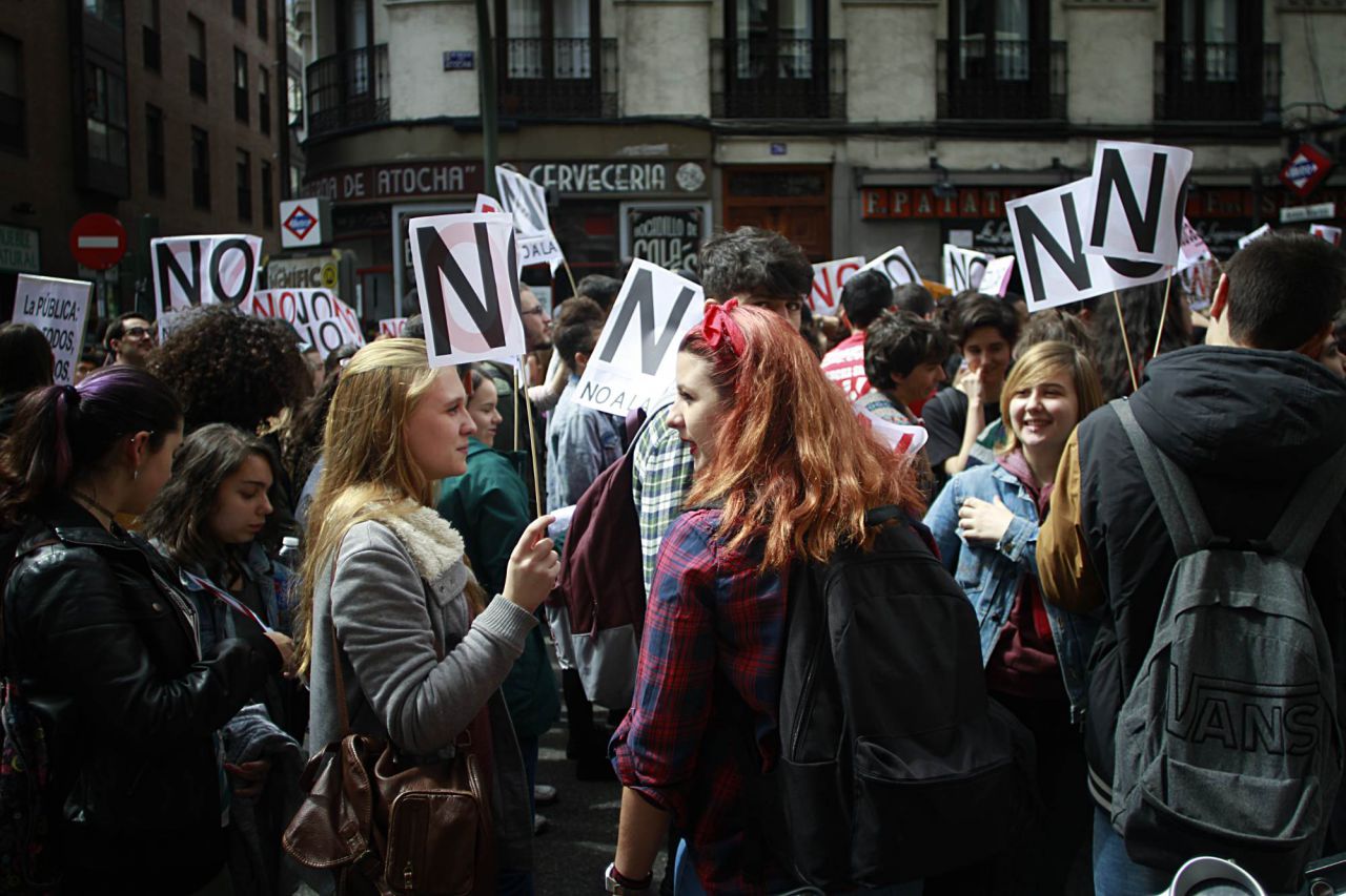 La huelga ha logrado vaciar las aulas de los institutos madrileños. Sin embargo, apenas se ha notado en la universidad