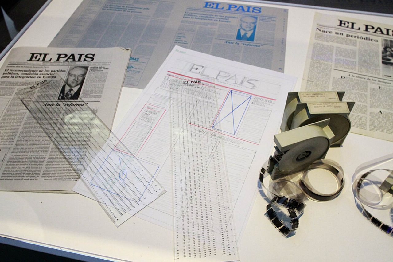 Antiguas maquetas del periódico.