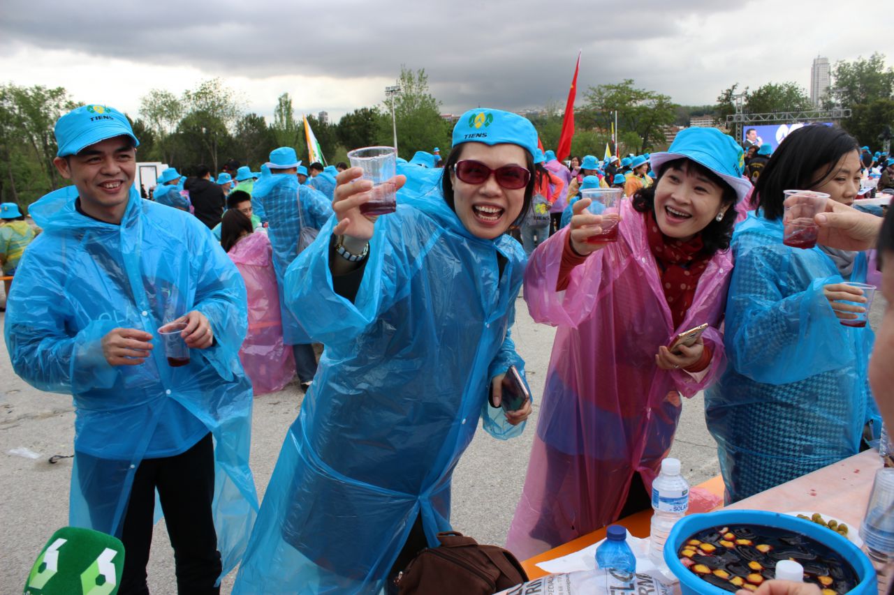 La empresa que ha pagado las vacaciones es hoy grupo multinacional con gran capital industrial, comercial y financiero.