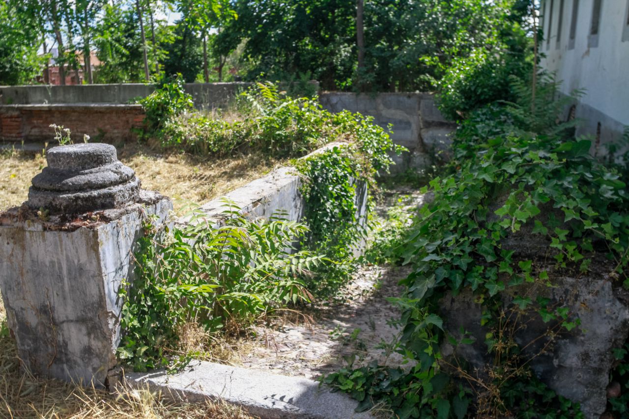 Piscina para bañar a los caballos.