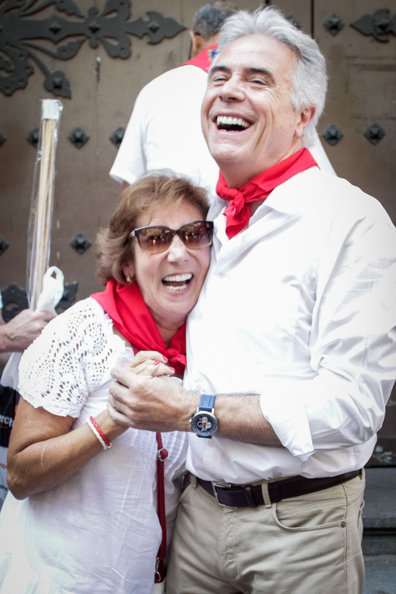 Chupinazo de San Fermín de los Navarros en la calle Eduardo Dato.