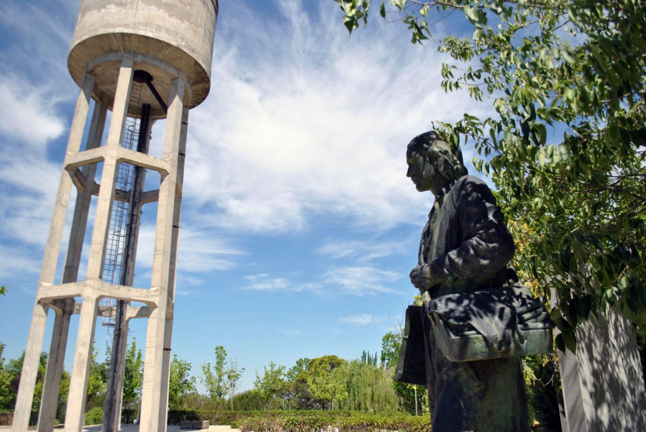 El Parque Histórico de San Sebastián, repleto de esculturas de personajes históricos