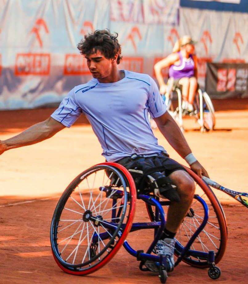 Daniel Caverzaschi