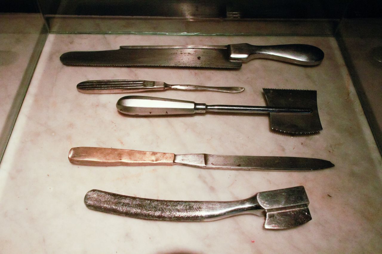 Utensilios para disección.