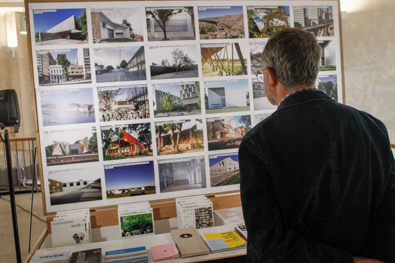 Panel con diferentes fotografías de la IX Bienal de Arquitectura y Urbanismo de Rosario.