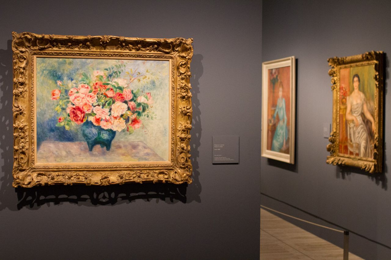 Rosas en un jarrón   hacia 1880 Óleo sobre lienzo. 58,8 × 74,1 cm Jerusalén, The Israel Museum.  Legado de Loula D. Lasker, Nueva York,  a través de la America-Israel Cultural  Foundatio.