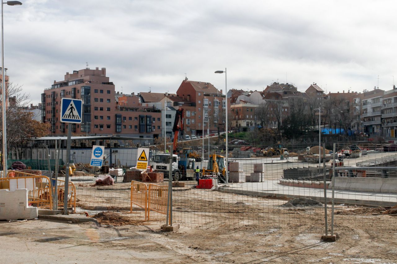 Obras en el paseo de la Dirección y el parque de cornisa
