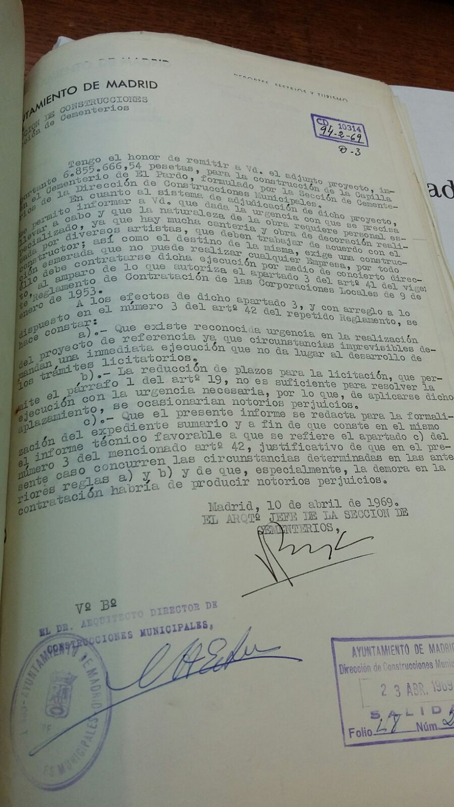 Documentos del proyecto de construcción de la capilla-cripta del cementerio de Mingorrubio