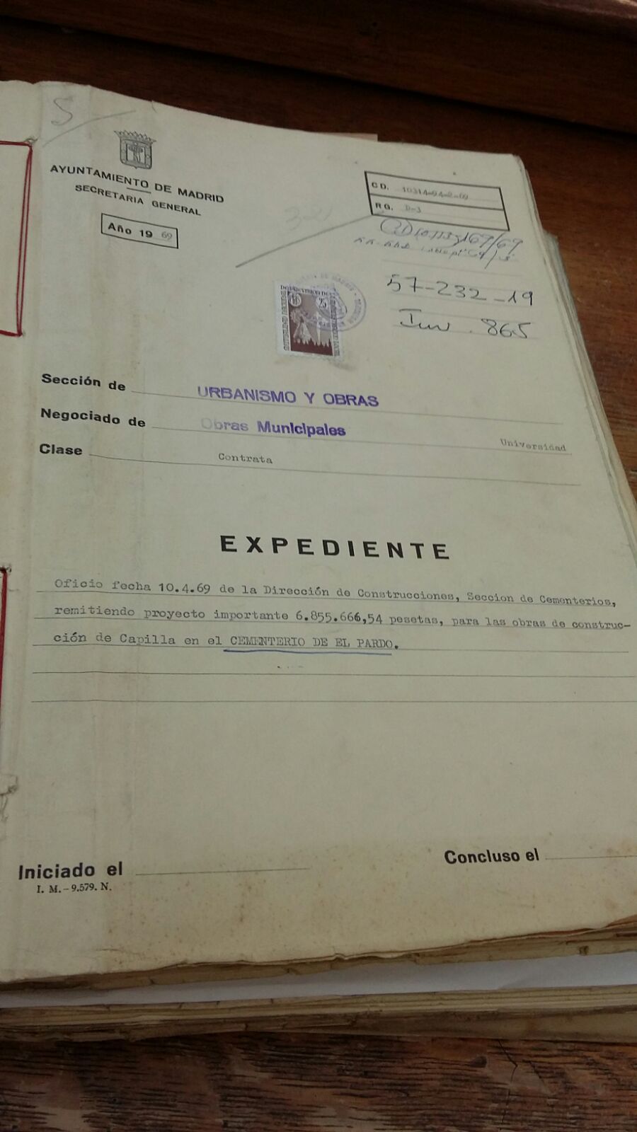 Documentos del proyecto de construcción de la capilla-cripta del cementerio de Mingorrubio