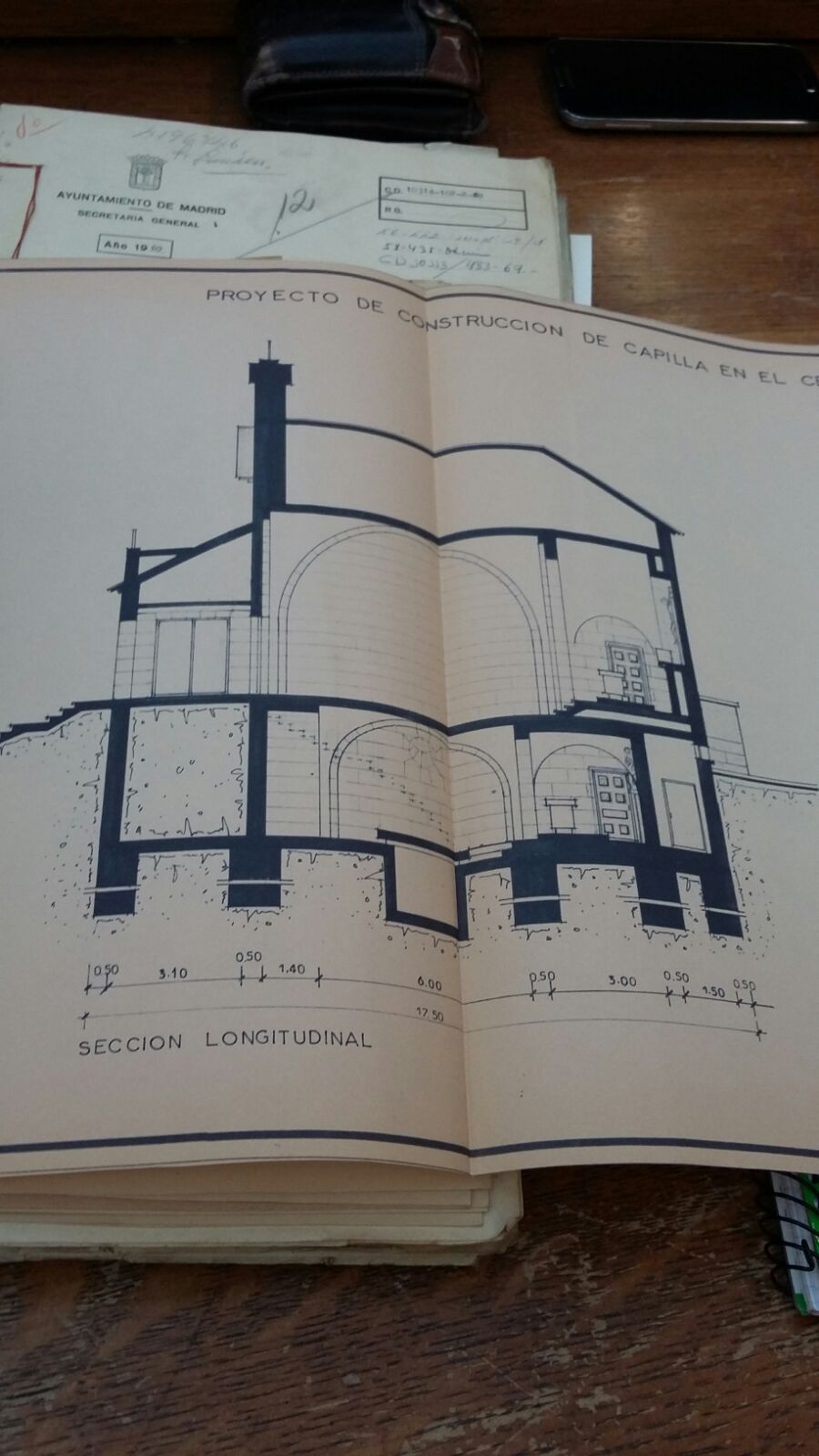 Documentos del proyecto de construcción de la capilla-cripta del cementerio de Mingorrubio