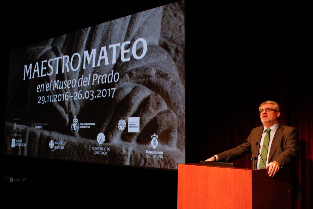 La exposición 'Maestro Mateo', organizada con la Real Academia Gallega de Bellas Artes y la Fundación Catedral de Santiago, está dedicada al Maestro Mateo y su trabajo de la Catedral de Santiago de Compostela.