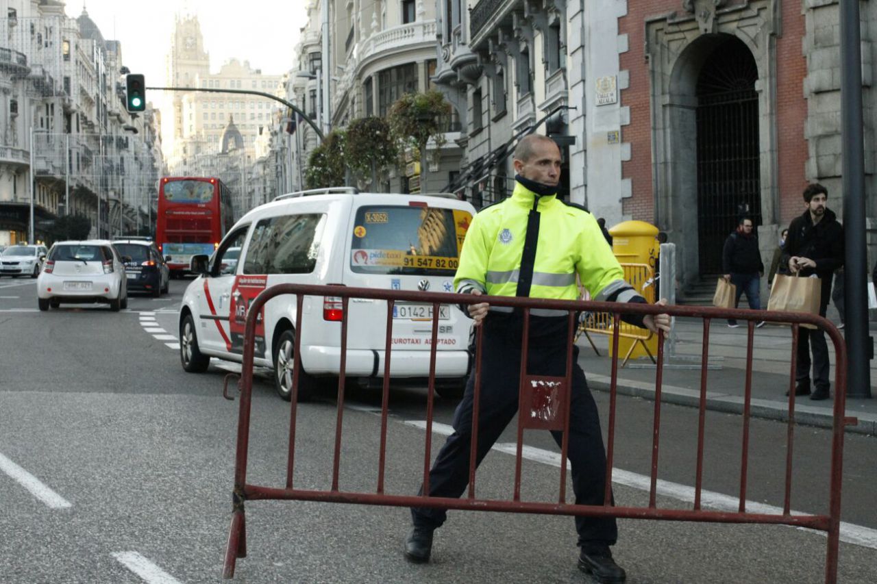 Los ejes principales de Madrid cierran al tráfico por Navidad.