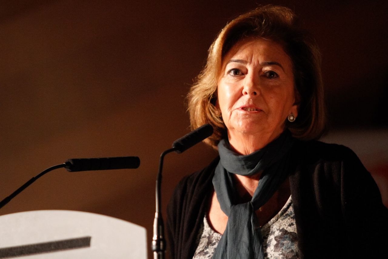 Mª Luisa Conty, del Centro de Prevención Animal (Madrid Salud),  por el proyecto de voluntariado con animales.