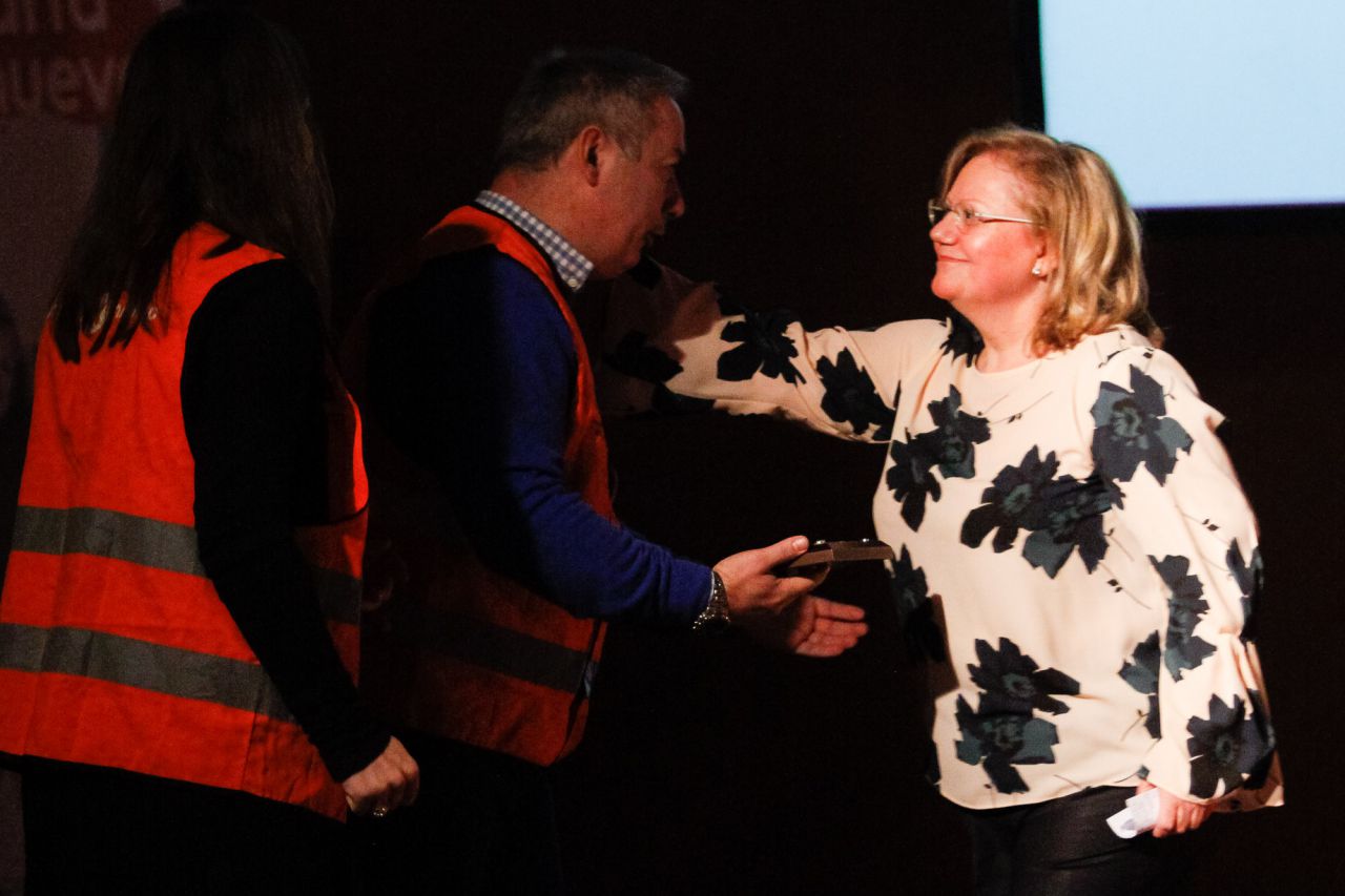 Mª Luisa Martínez, del Hospital Materno Infantil del Gregorio  Marañón, por el proyecto de acompañamiento a menores  hospitalizados y sus familias.