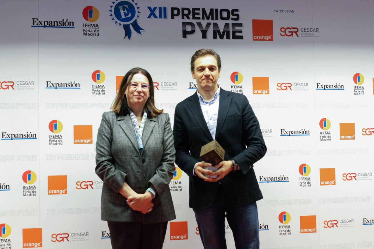 Premio a la empresa Scutum.
