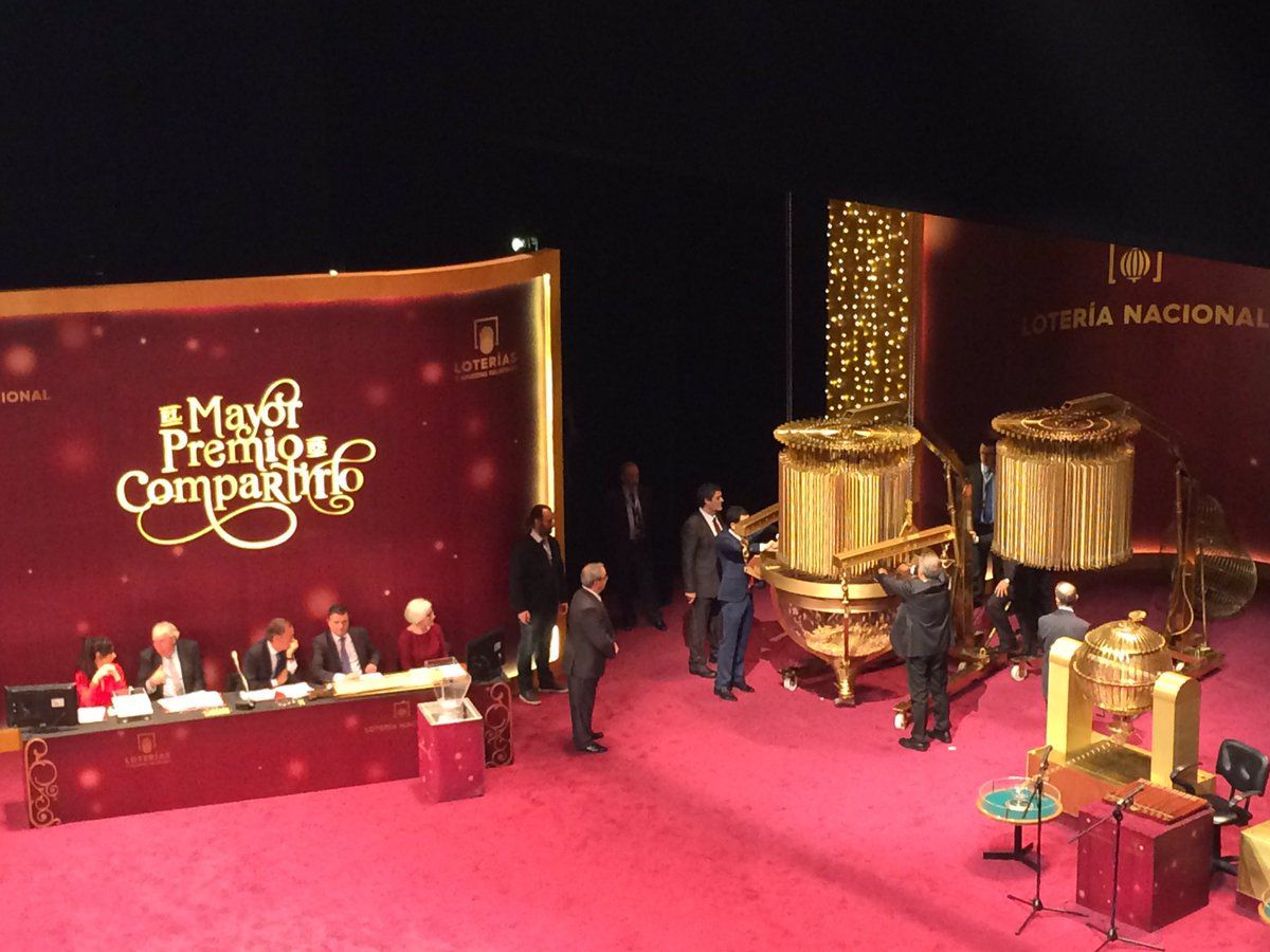 Sorteo de la Lotería de Navidad en el Teatro Real de Madrid.