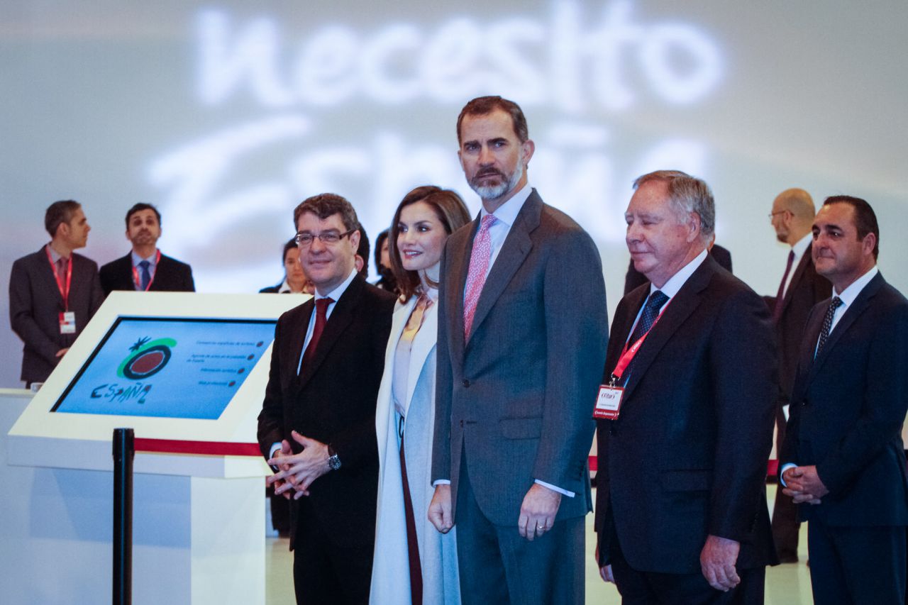 Los Reyes en el stand de Turespaña.