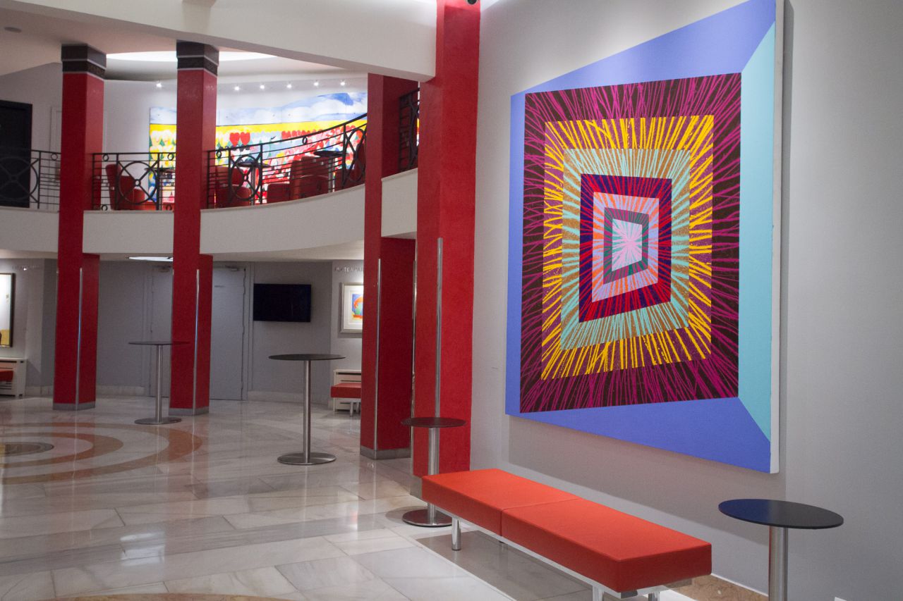 Decoración con cuadros de pintura contemporánea