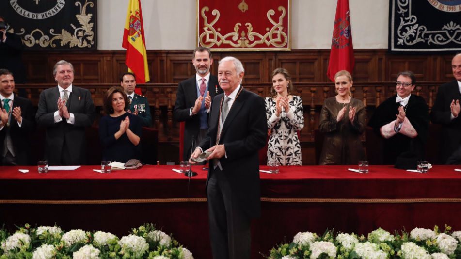 Eduardo Mendoza recoge el Premio Cervantes 2016