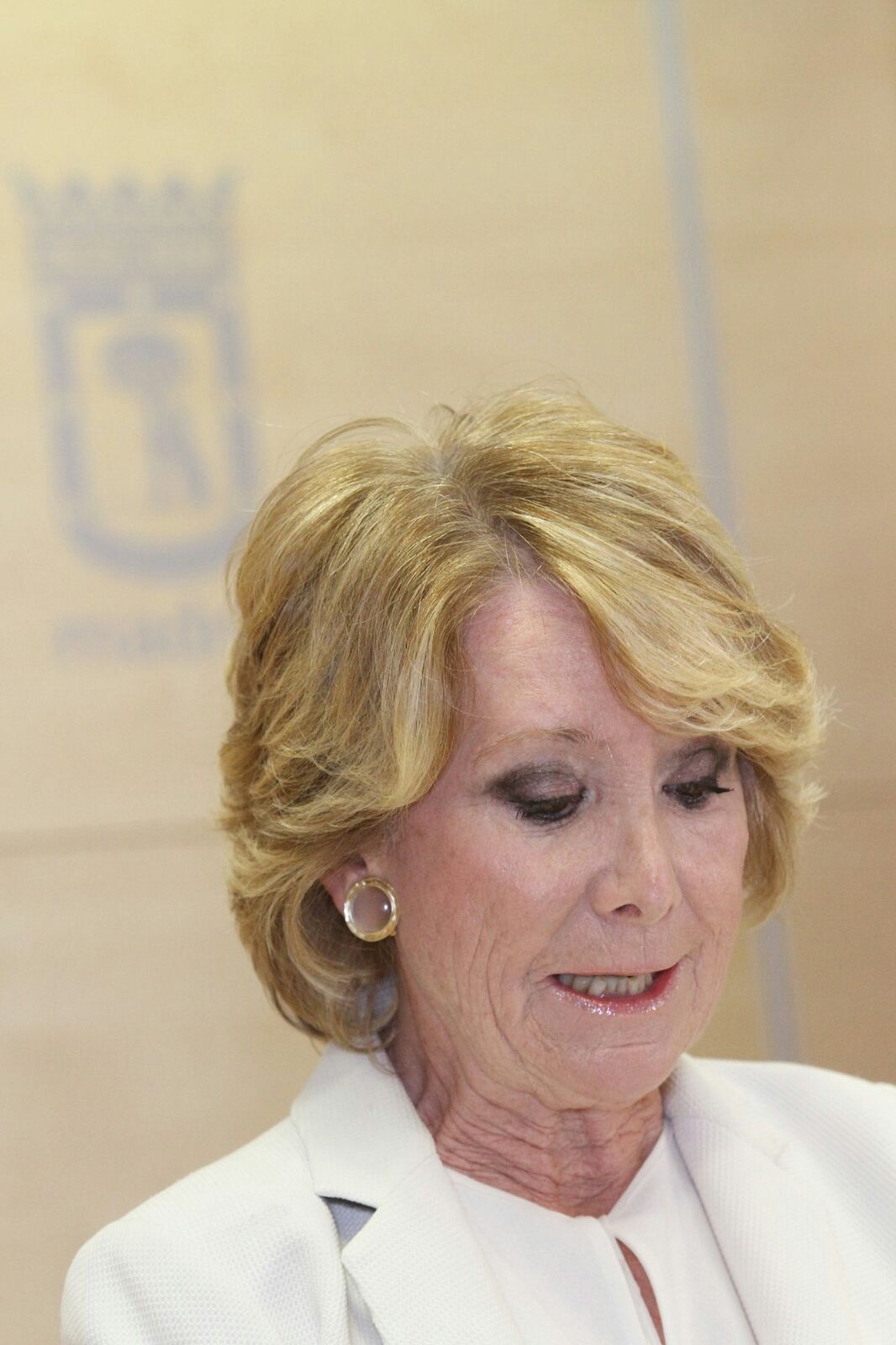Esperanza Aguirre, durante la rueda de prensa en la que ha anunciado su dimisión como concejal en el Ayuntamiento