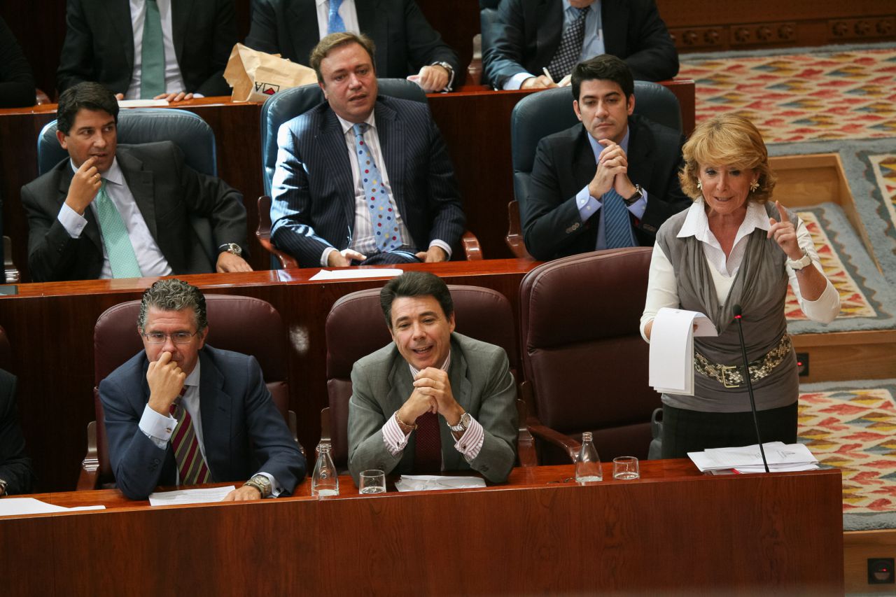 Esperanza Aguirre junto a Ignacio gonzález y Francisco Granados en un pleno de la Asamblea de Madrid.