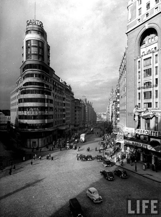 Cine Capitol y Palacio de la Prensa