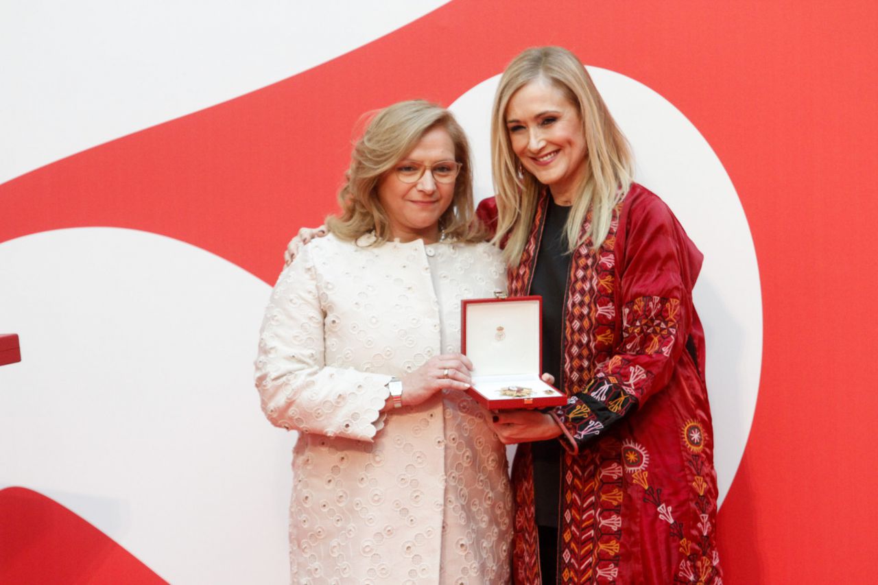 Cristina Cifuentes y Montserrat Graell Berna, jefa del Servicio de Psiquiatría y Psicología del Hospital Infantil Universitario Niño Jesús.