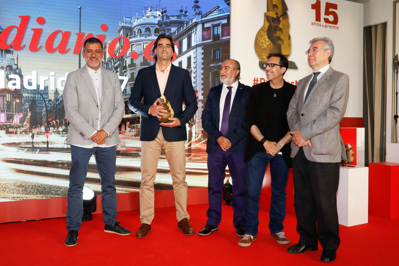Premio Iniciativa Cultural al programa de Telemadrid 'El punto sobre la historia'.