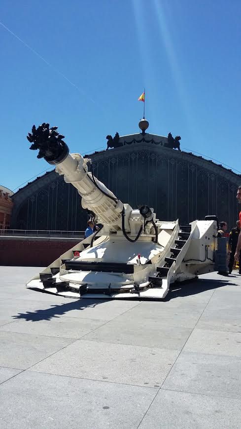 Una rozadora (de ACS Dragados) situada en Atocha