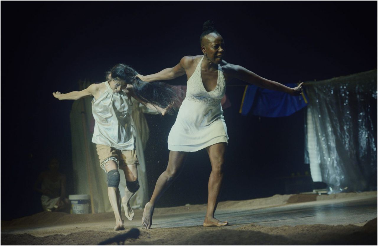 Un instante del espectáculo de danza 'We Women', de Sol Picó