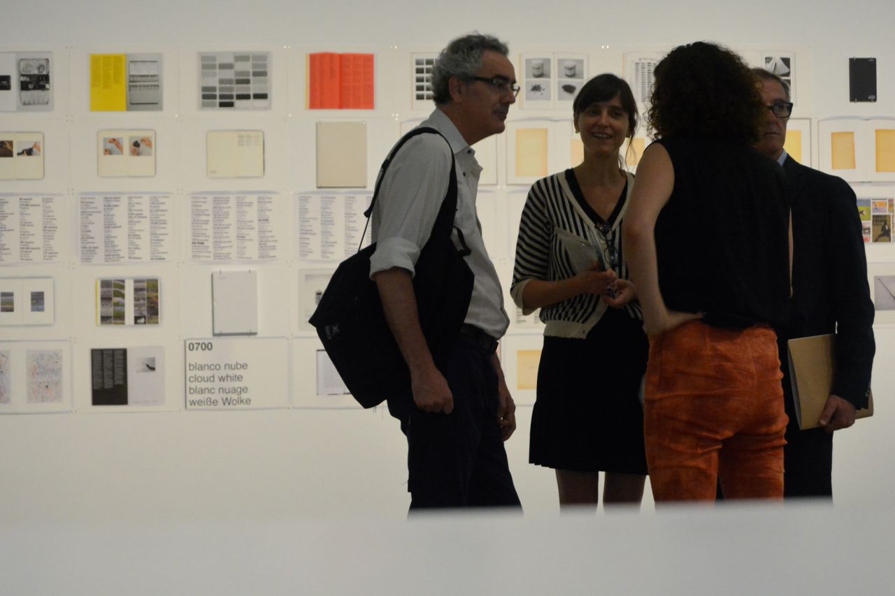 Exposición 'Bibliotecas insólitas'. Una muestra de obras de arte que reflexionan sobre la idea de biblioteca junto a una selección de ediciones de artista, libros de referencia, dibujos y objetos realizados por artistas contemporáneos.
