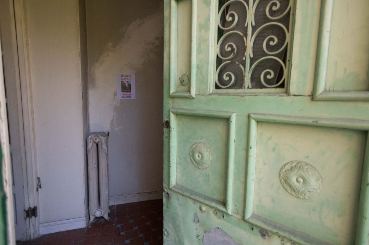 Puerta de entrada principal.