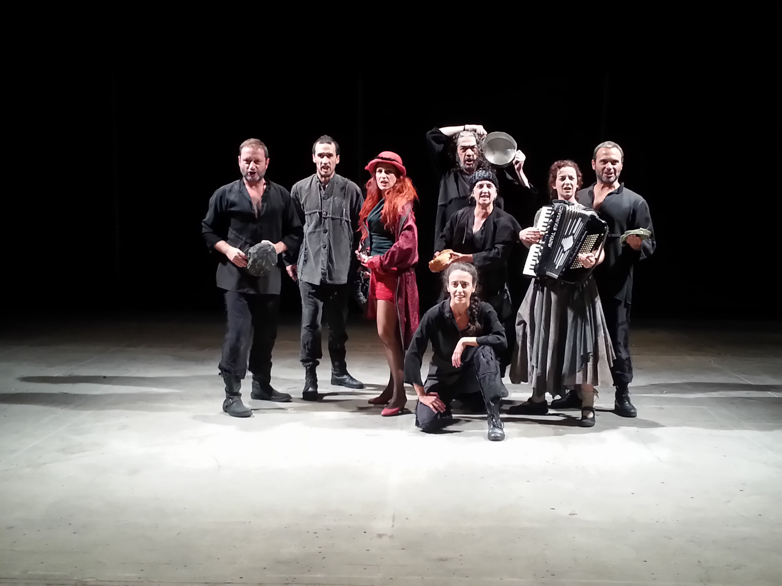 Galería Madridiario Madre Coraje Llega A Matadero Ensayo De La