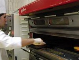 Diez pasteleros compiten por el premio al mejor artesano de España