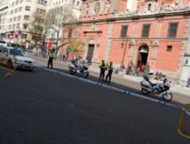 El Ayuntamiento recomienda el transporte público por los cortes para el paso de procesiones