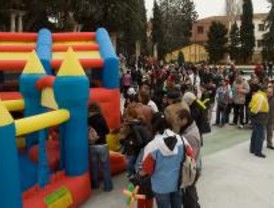 La Cabalgata alternativa de Hortaleza recorre el barrio este domingo